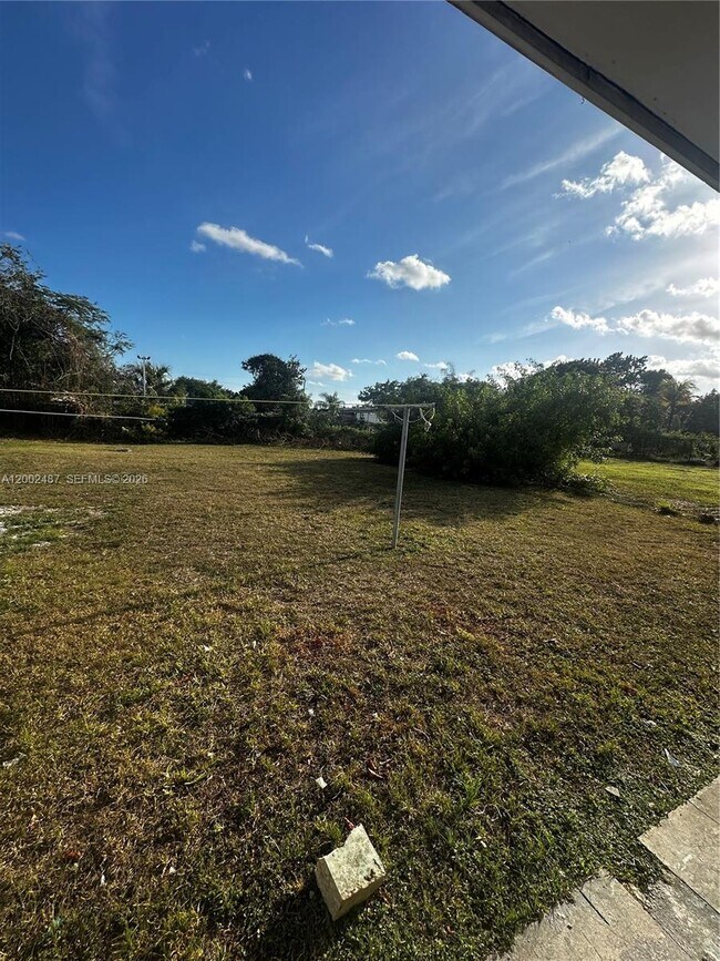 Building Photo - 11862 SW 212th St