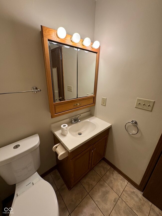 Building Photo - 972 Red Maple Ct