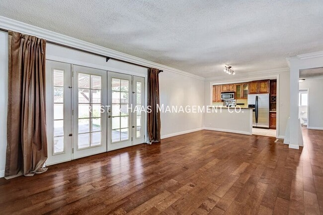 Building Photo - 6533 E Monlaco Rd