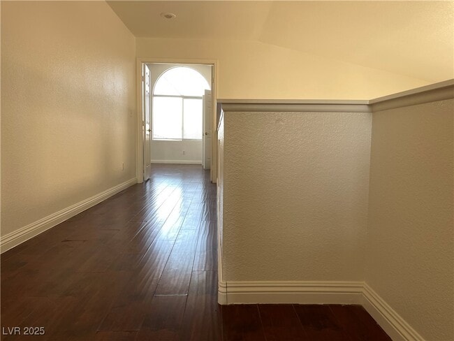 Building Photo - 4364 Mesa Hill Dr