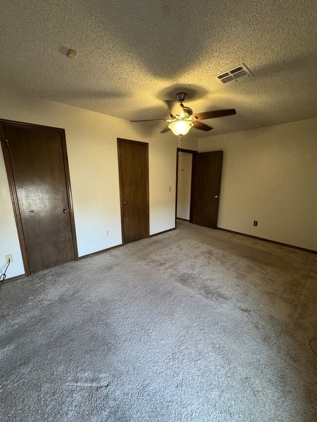 Building Photo - 841 NW 115th St