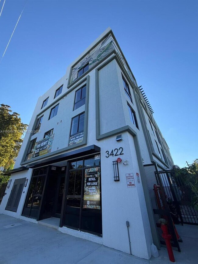 Building Photo - 3422 NW 5th Ave