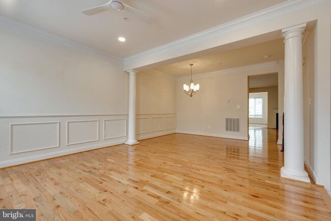Building Photo - 2247 Brimstone Pl