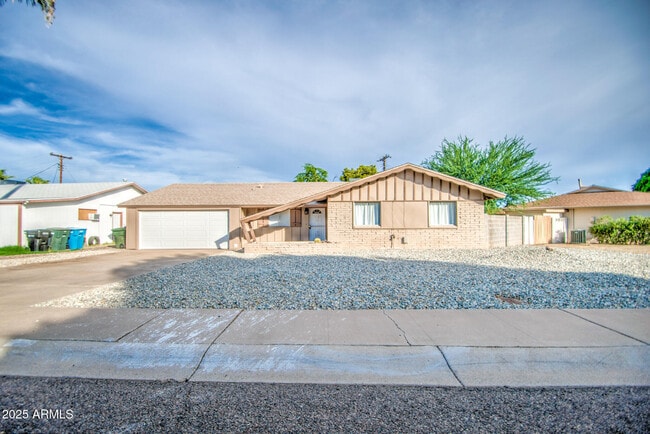 Primary Photo - 7217 N 36th Ln