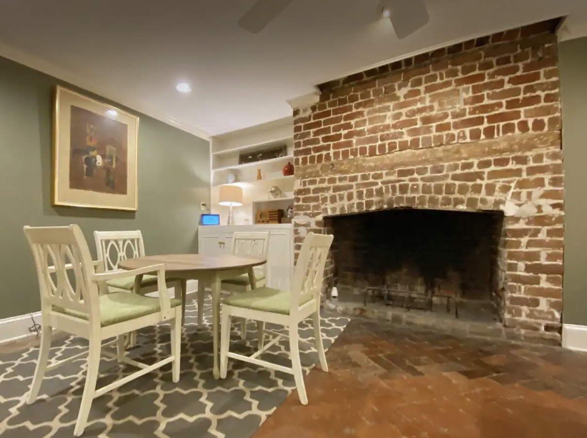 Back parlor/Bedroom - 207 W Jones St