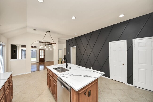 Building Photo - 27427 Channing Springs Dr