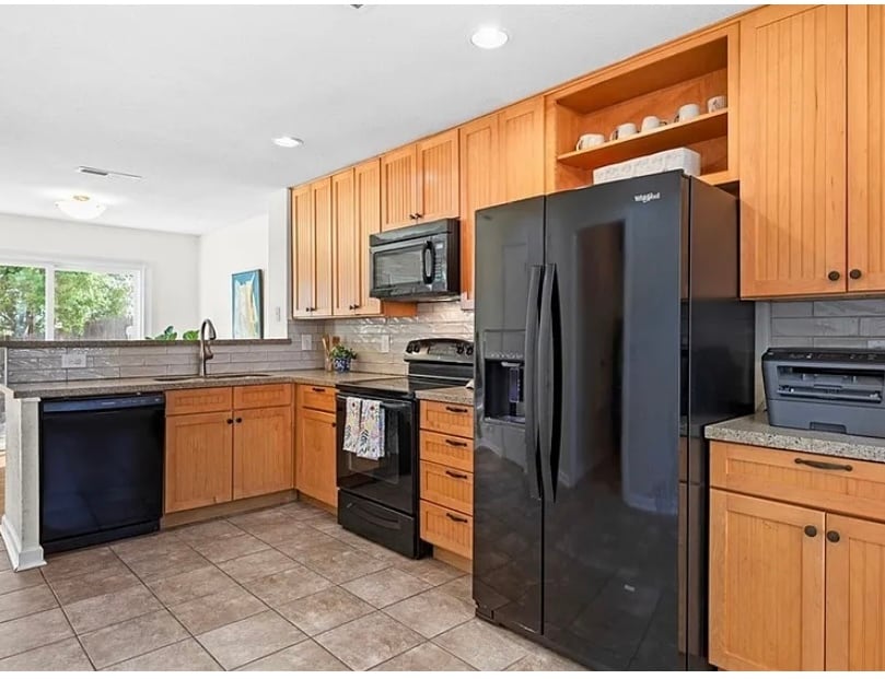 Building Photo - 9739 Wagon Train