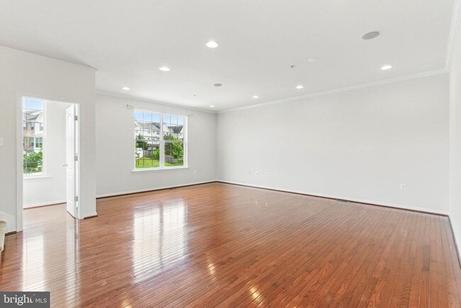 Building Photo - 38 Arenas Ct