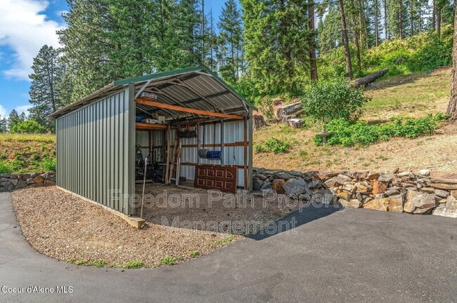 Building Photo - 118 Alpine Ln