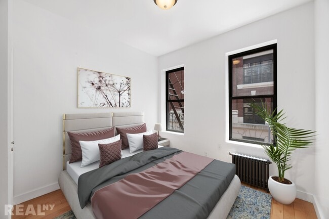 Building Photo - 206 Rivington St