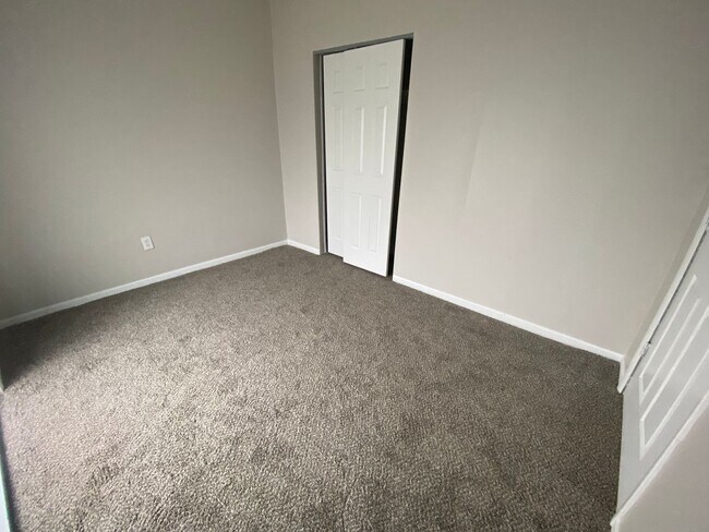 Building Photo - 50 West Wiley Street