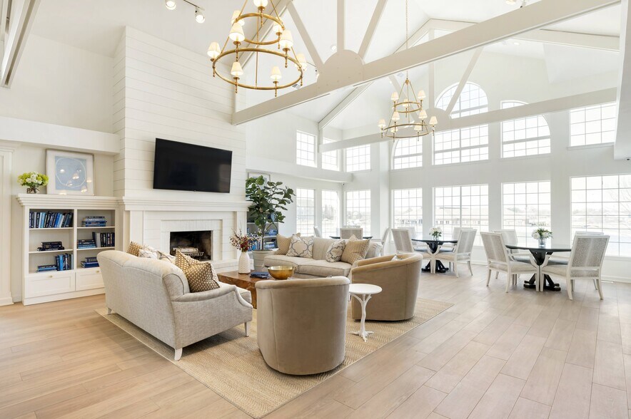 Sundance Apartments 7213 Sundance Dr Indianapolis IN 46237