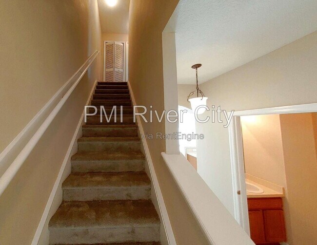 Building Photo - 1740 Biscayne Bay Cir