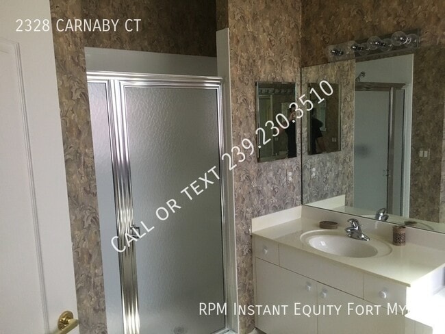 Building Photo - 2328 Carnaby Ct