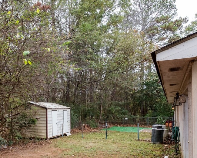 Building Photo - 196 Park Ridge Pl