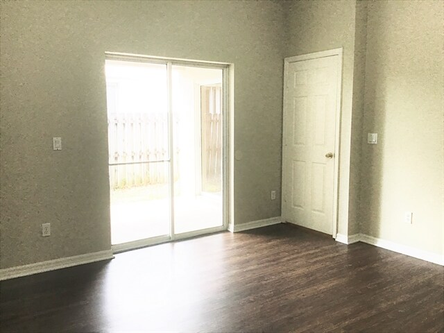 Building Photo - 2386 Blue Sapphire Cir