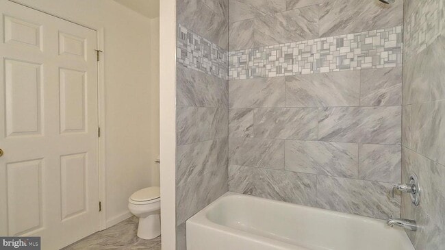 Building Photo - 6109 Jenlar Dr