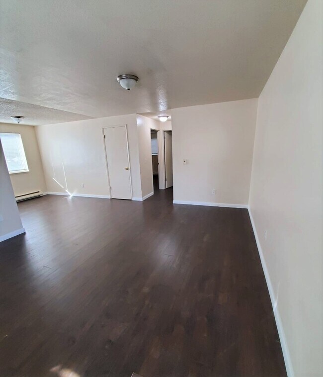 Building Photo - Kennewick 4-Plex