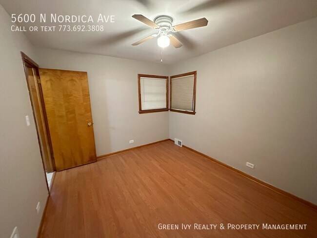 Building Photo - Beautiful 3 Bed 1 Bath Single Family Home ...