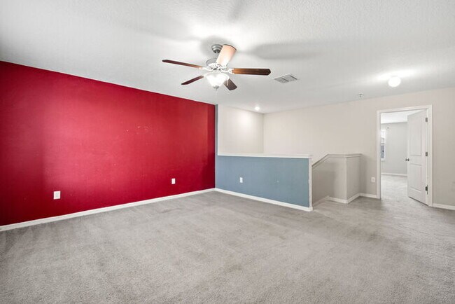 Building Photo - BEAUTIFUL Home For Rent in Cypress Creek!