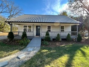 Building Photo - 189 W Jefferson St