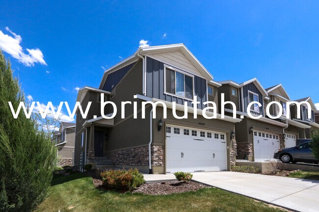 Building Photo - 14547 S Edgemere Dr