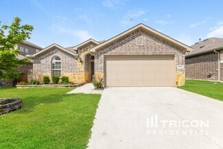 Building Photo - 14605 San Pablo Dr