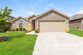 Building Photo - 14605 San Pablo Dr