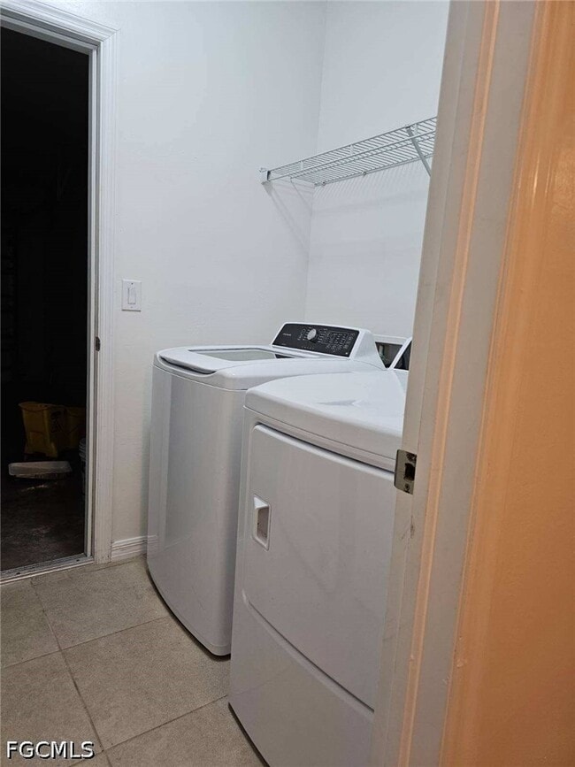 Building Photo - 114 SE 3rd St