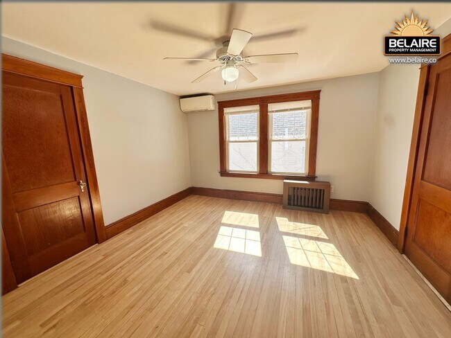 Building Photo - 107 2nd St