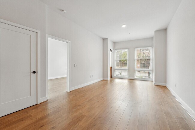 Building Photo - 1339 E St SE