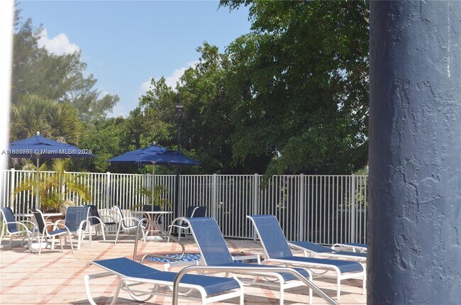 Building Photo - 7125 NW 186th St