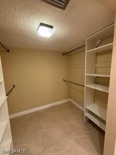 Building Photo - 444 Tudor Dr