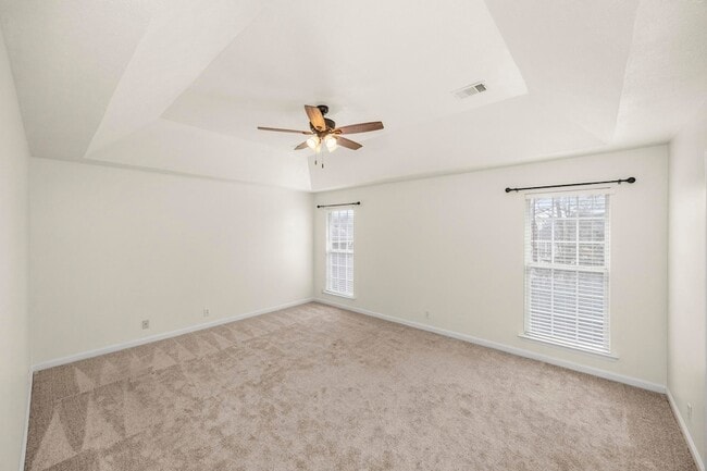 Building Photo - 7028 Sugarplum Rd