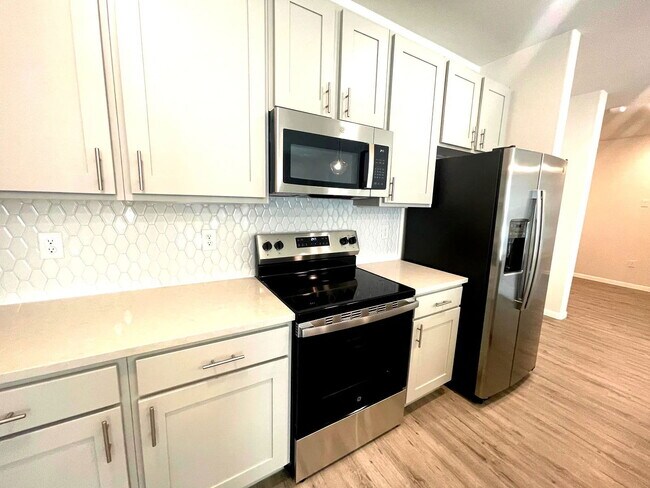 Building Photo - 12005 U.S. 380 Apt #02-236, Aubrey, TX 76227 - 2 BR 2 BA condo