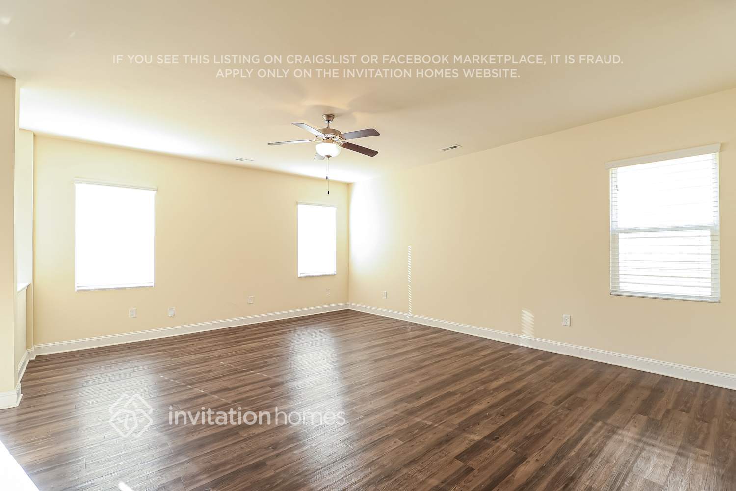 Building Photo - 9849 Maywine Cir