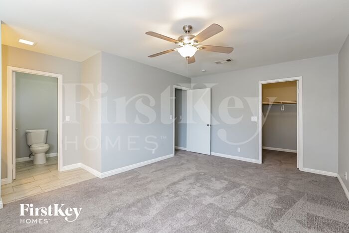 Building Photo - 3763 E Hacienda Ave
