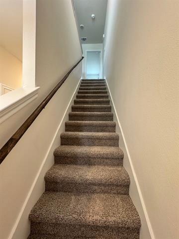Building Photo - 212 Arbor Dr