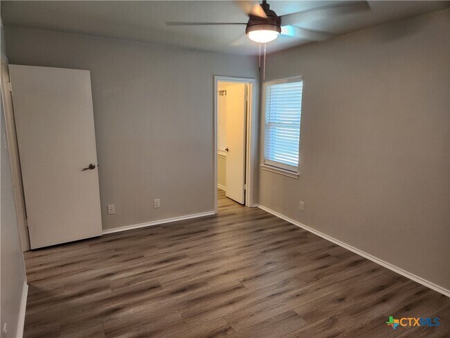 Building Photo - 2314 Horseshoe Bend