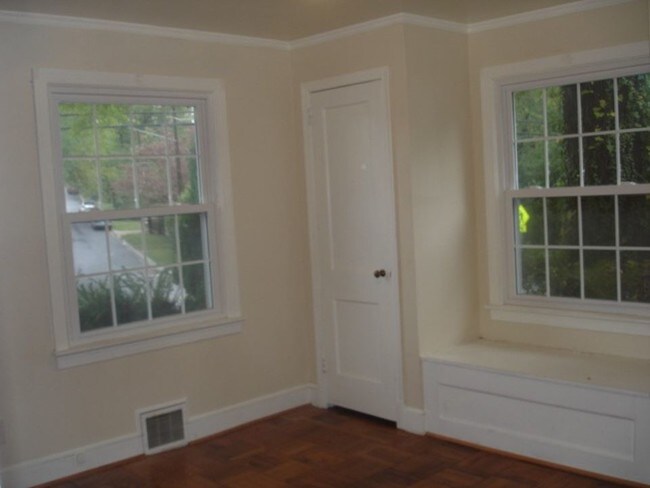 Building Photo - 1201 Edmonston Dr