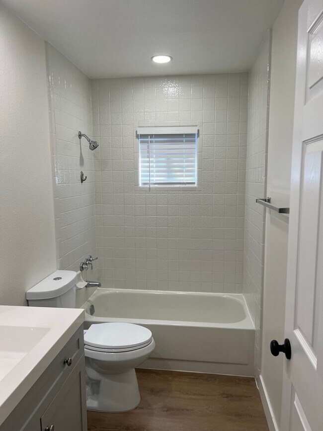 Building Photo - 3812 Melody Ln