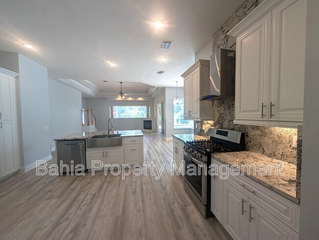 Building Photo - 10411 Riverburn Dr