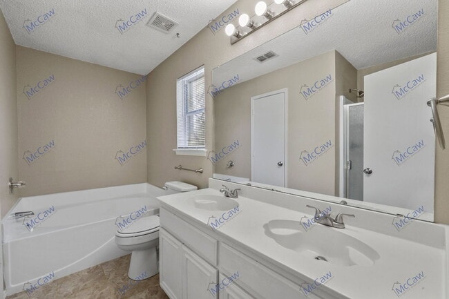 Building Photo - 5719 Colebrook Trail