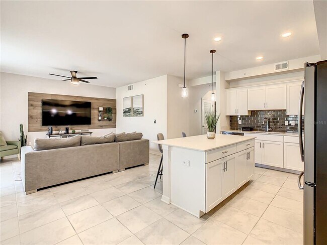 Building Photo - 4741 Clock Tower Dr