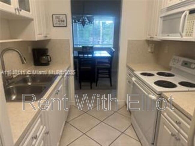 Primary Photo - 7085 Nova Dr