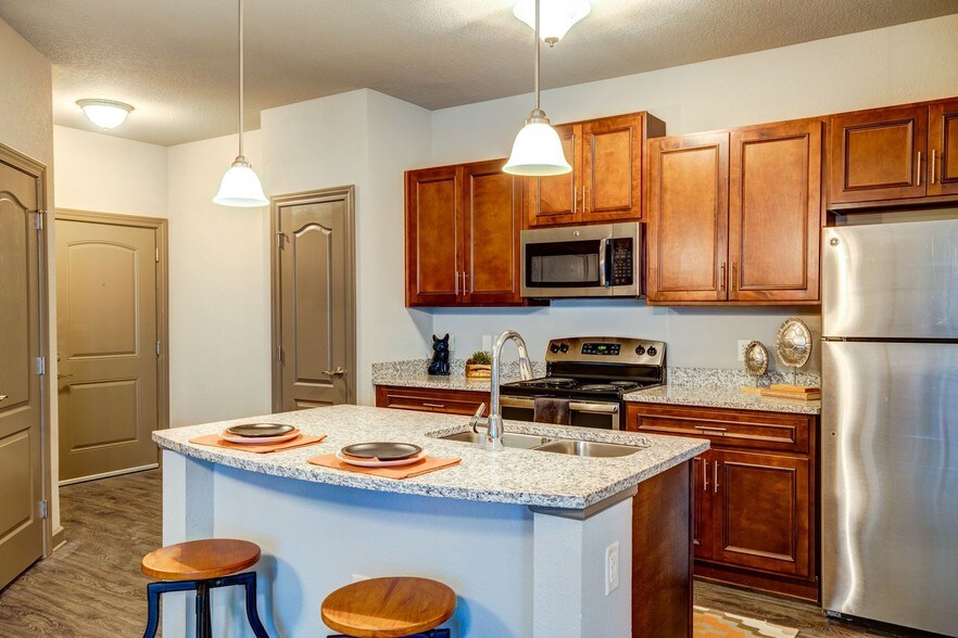 Brighton Creek Apartments Kansas City, MO Apartment Finder