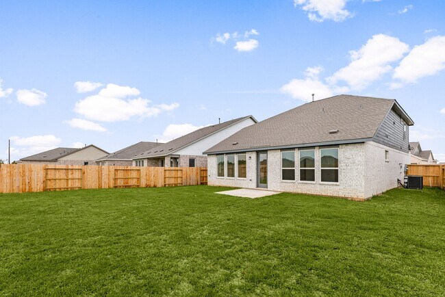 Building Photo - 6411 Symphony Wave Dr