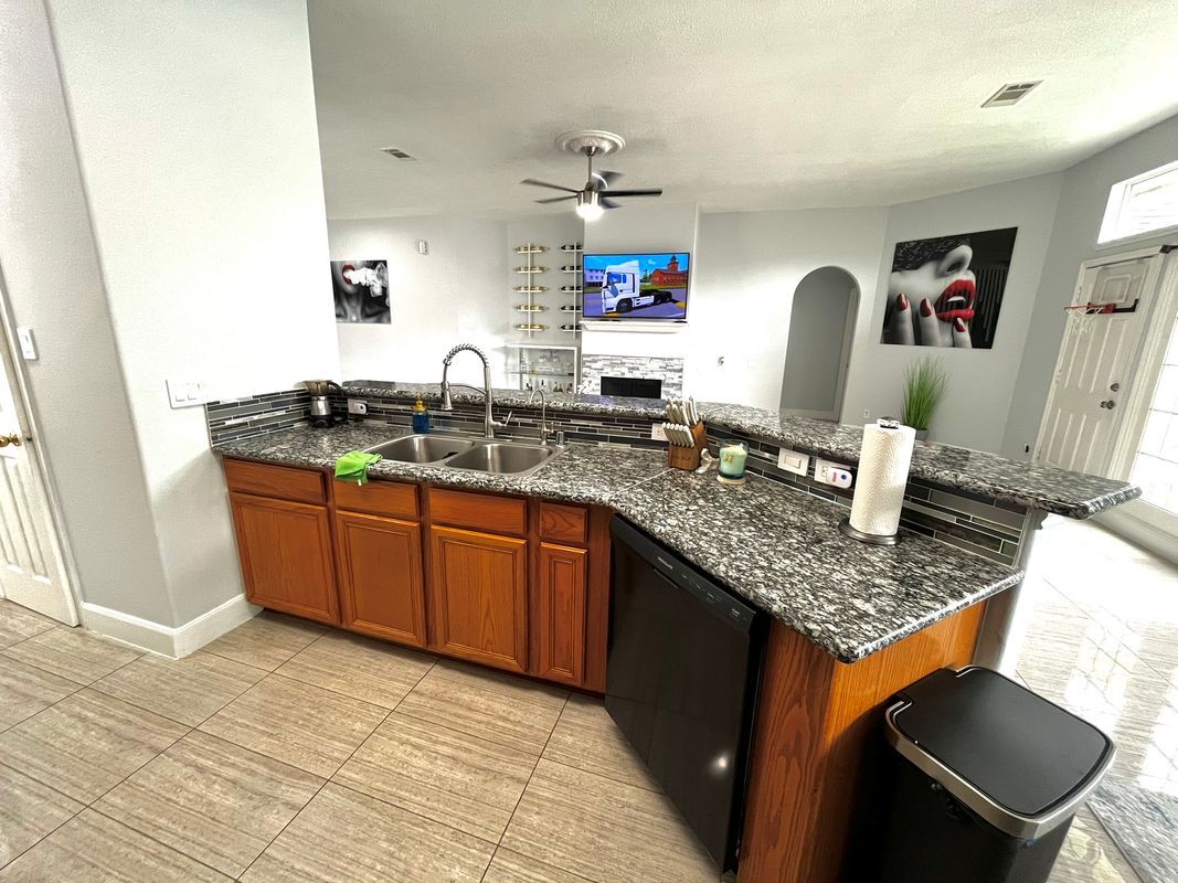 Building Photo - 10807 Summer Meadows Ct