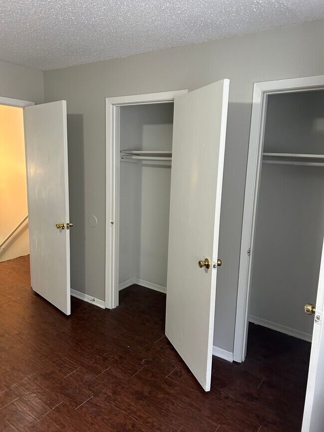 Building Photo - 3772 Hyacinth Dr