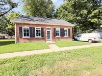 Building Photo - 507 E Church St